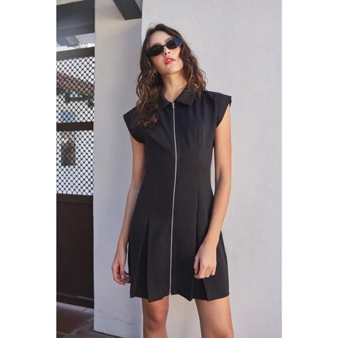 Chic Mini Dress with Front Zipper and Pleated Hem BLACK