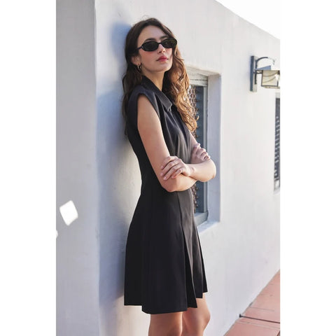 Chic Mini Dress with Front Zipper and Pleated Hem BLACK