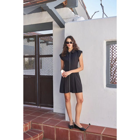Chic Mini Dress with Front Zipper and Pleated Hem BLACK
