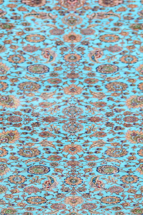 Agra 100% Silk Oriental Rug Runner 2' 7 " x 9' 9"