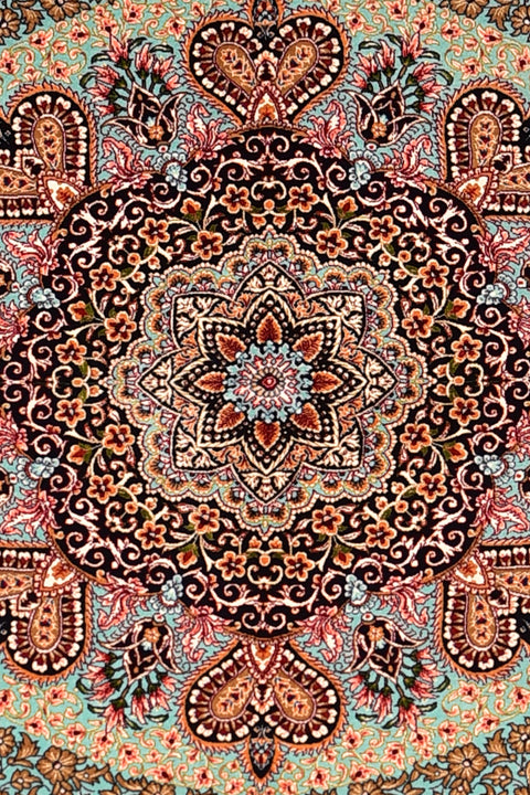 Royal Kashan 100% Silk Oriental Rug 3' 10" x 5' 9"