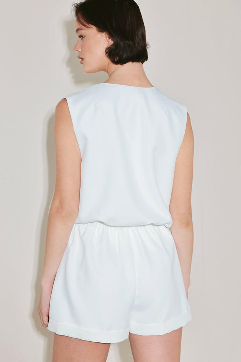 SUMMER ICON MODE WOVEN TOP