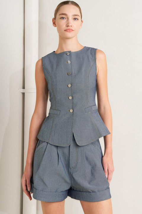 CONFIDENTLY COOL TAILORED WOVEN VEST