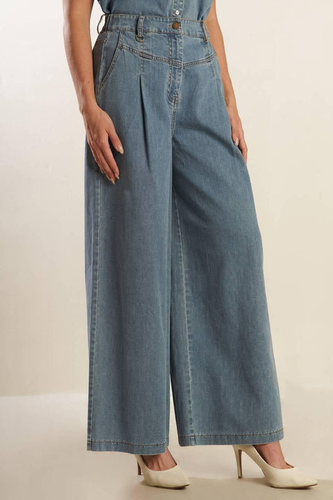 WONDERING WHY LIGHT DENIM PANTS