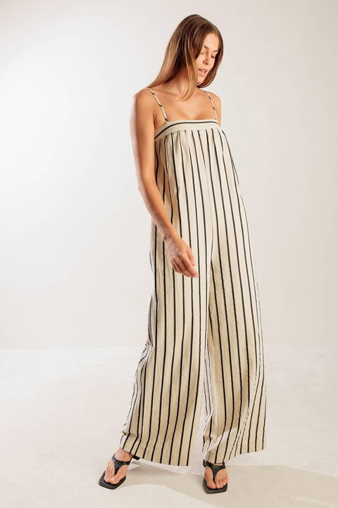 JUST THE BEGINNING WOVEN JUMPSUIT