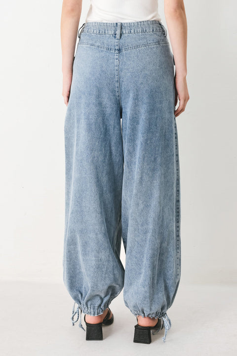 EASY EDGE DENIM PANTS
