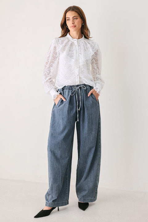 CLOUD ROMANCE WOVEN LACE TOP