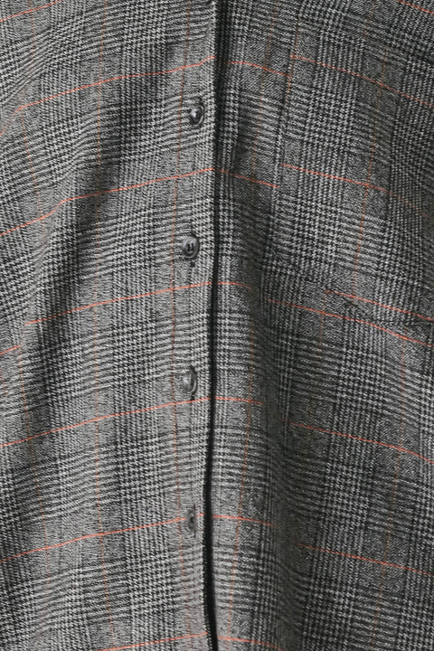 OFF THE CLOCK PLAID BUTTON DOWN TOP