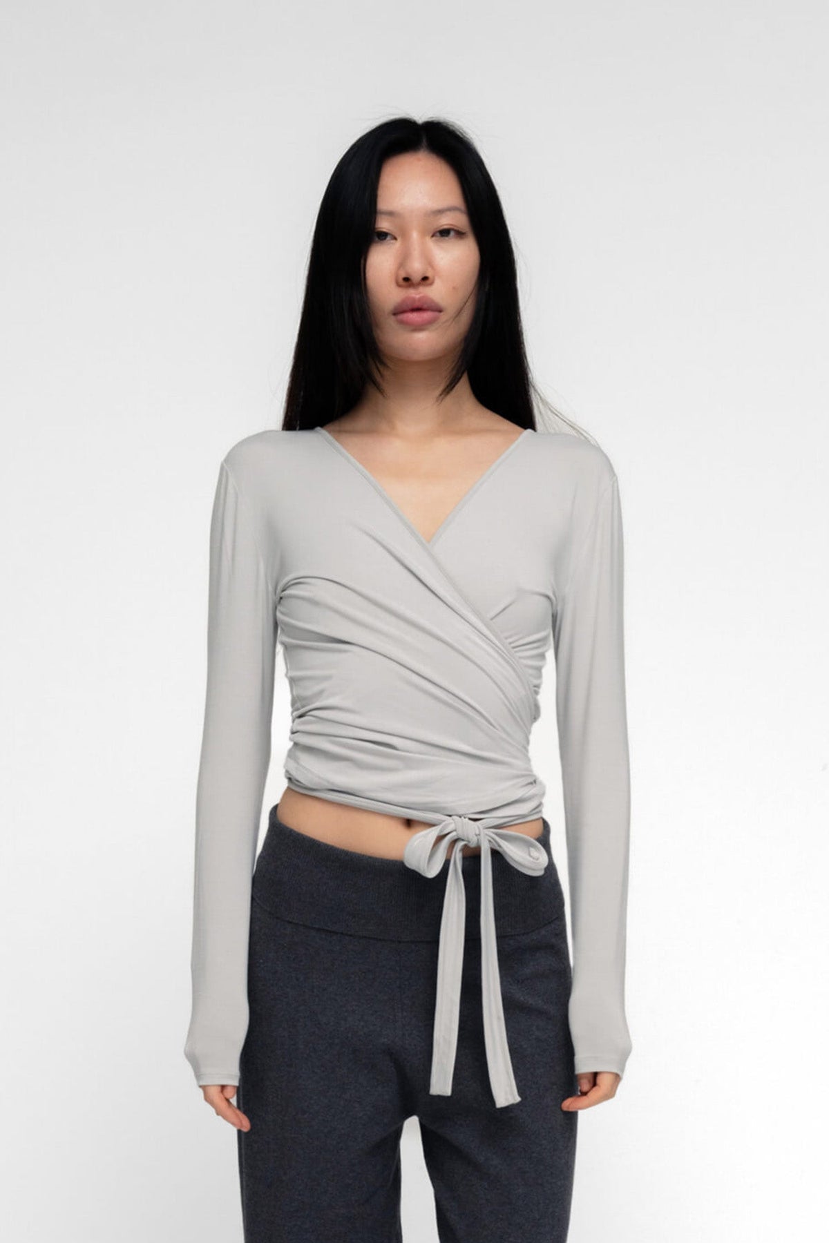 BALLERINA WRAP TOP IN GRAY