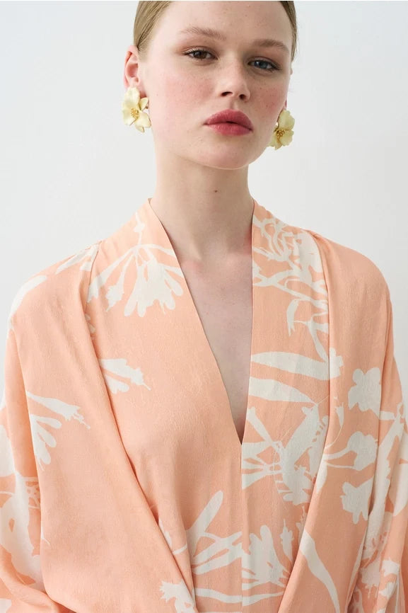 Blush Kimono