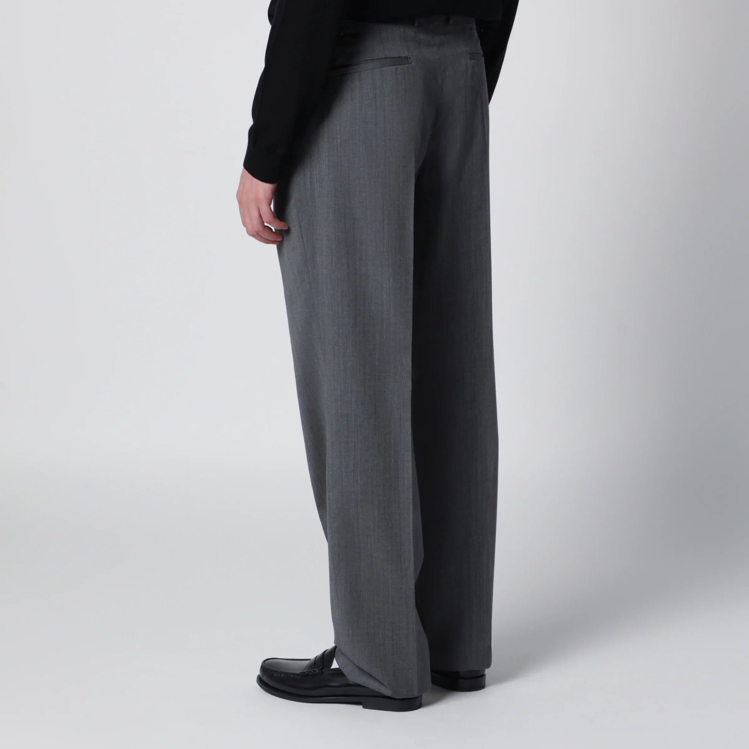 Grey Virgin Wool Pants for Comfortable Everyday Wear