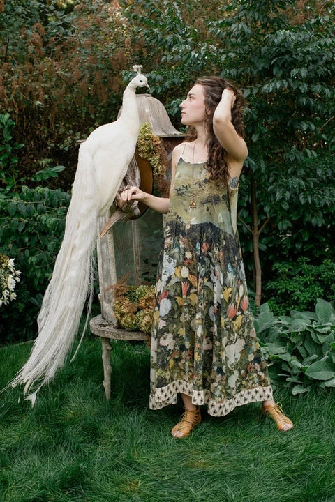I Dream In Flowers Bohéme Slip Dress with Bees Detail