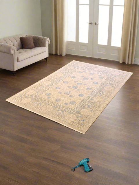 Khotan Pomegranate design Oriental Rug, size 4' x 6' (Y)