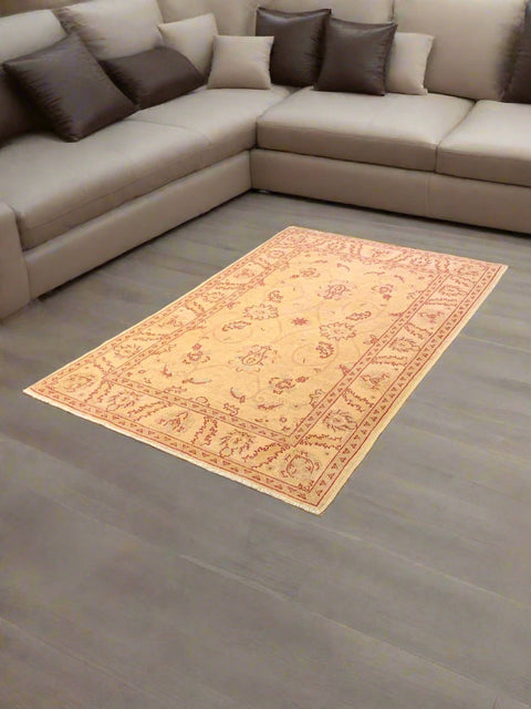 Hand-Knotted Sultanabad Vegetable-Dyed Wool Rug 4" x 6' 3" (Y)