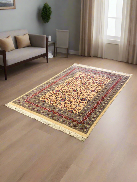 Hand-Knotted Pakistani Wool Rug, Tribal/Floral Design, size 4" x 5' 7"