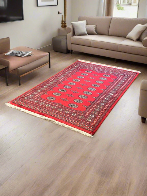 Hand-Knotted Pakistani Bokhara Rug – 100% Wool, size 4' x 6' (M)