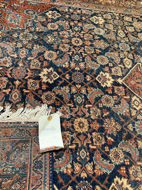 Timeless Beauty, Woven by Hand. Antique Persian Rug, size 4' 2" x 6' 5" (F)
