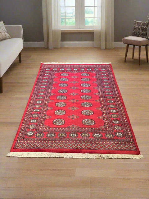 Hand-Knotted Pakistani Bokhara Rug – 100% Wool, size 4' 2" x 6"