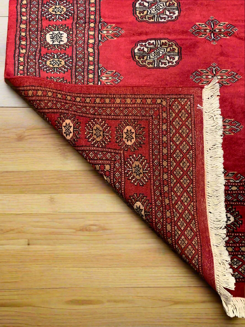 Hand-Knotted Pakistani Bokhara Rug – 100% Wool, size 4' 2" x 6"