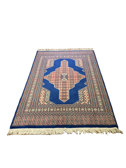 Hand-Knotted Pakistani Wool Rug, Tribal/Floral Design, size 4' 1" x 6' 1"