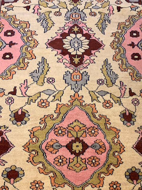 Hand-Knotted Pakistani Wool Rug, Tribal/Floral Design, size 4' 2" x 6"