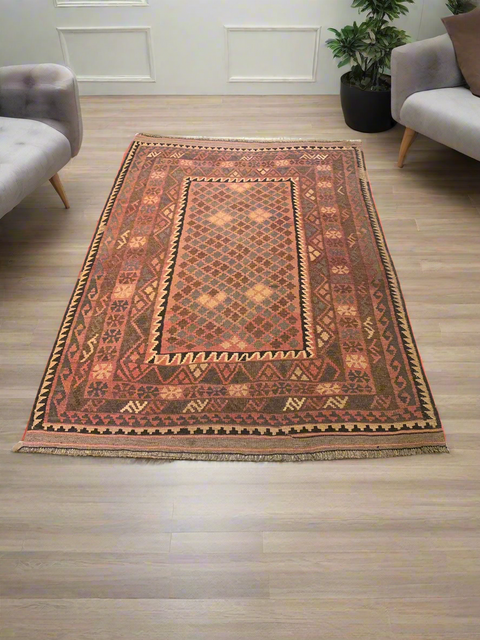 Afghan Kilim Handwoven flatweave Rug – size 4' 3" x 6' 4"