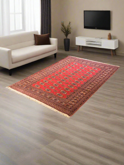 Hand-Knotted Pakistani Bokhara Rug – 100% Wool, size 4' 2" x 6"