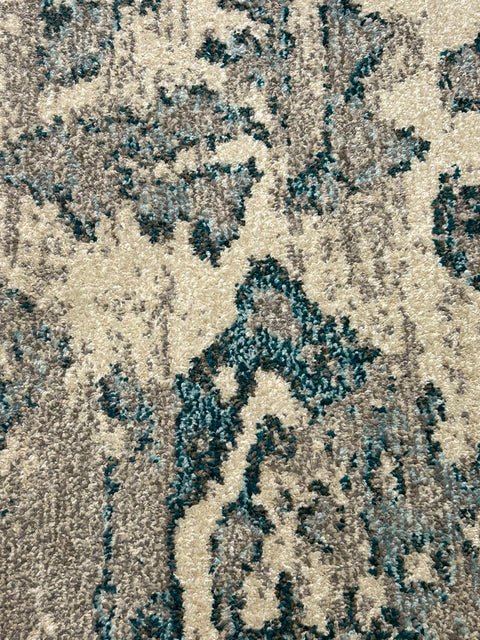 Persian-Inspired. Modern Defined. Turkish Made Rug, size 5' 1" x 7' 7"