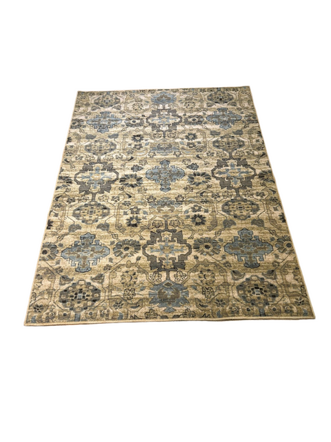 Persian-Inspired. Modern Defined. Turkish Made Rug, size  5' 4" x 7' 4"
