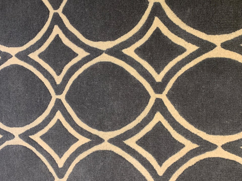 Persian-Inspired. Modern Defined. Turkish Made Rug, size 5" x 7' 6"
