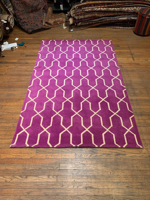 Persian-Inspired. Modern Defined. Turkish Made Rug, size 5" x 8"