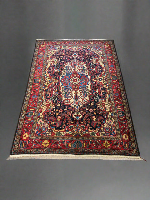 Timeless Beauty, Woven by Hand. Antique Persian Kashan Rug, size 4' 7" x 6' 10"  (F)