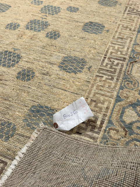 Khotan Pomegranate design Oriental Rug, size 4" x 6" (D)