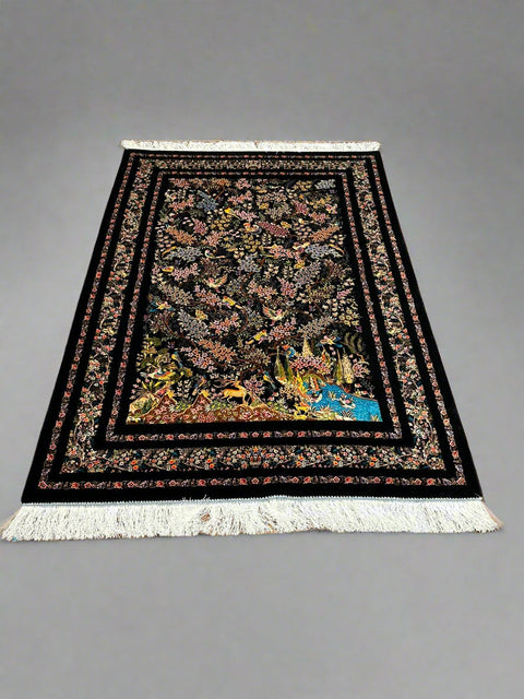 Exquisite 100% Silk Persian Design Rug – Elegant and Luxurious, size 4" x 6" (H)