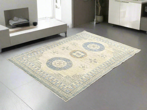 Khotan Pomegranate design Oriental Rug, size 4" x 5' 9" (D)