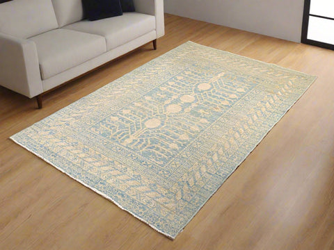 Khotan Pomegranate design Oriental Rug, size 4" x 6"  (D)