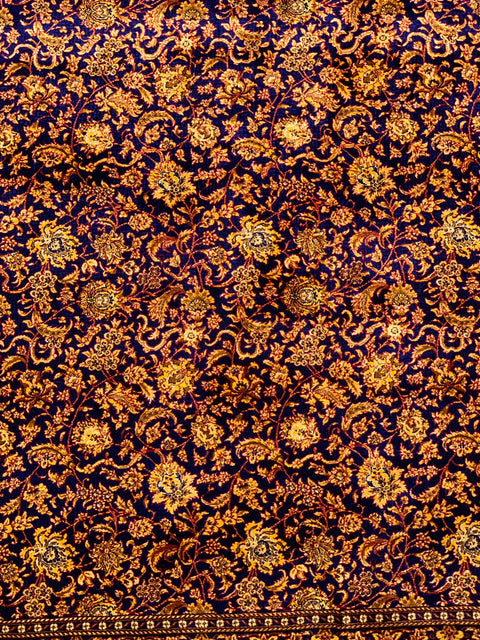 Exquisite 100% Silk Persian Design Rug – Elegant and Luxurious, size 4" x 6" (H)