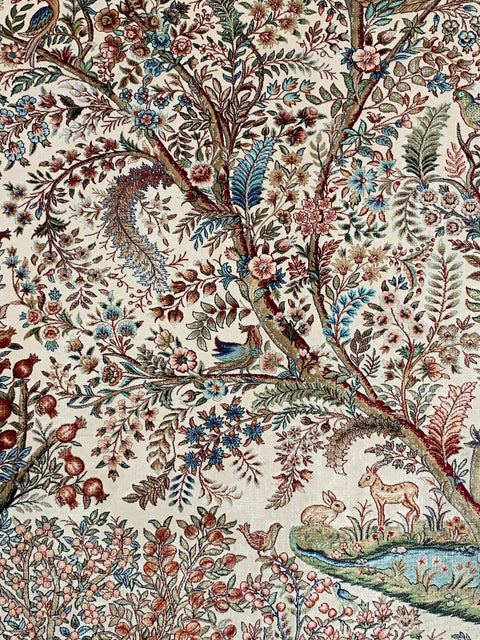 Exquisite 100% Silk Persian Design Rug – Elegant and Luxurious, size  4" x 6" (H)