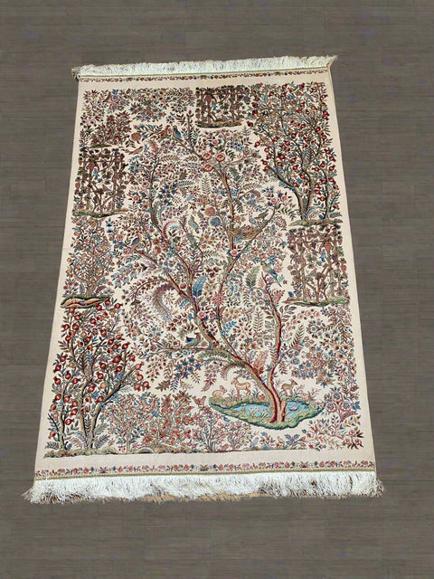 Exquisite 100% Silk Persian Design Rug – Elegant and Luxurious, size  4" x 6" (H)