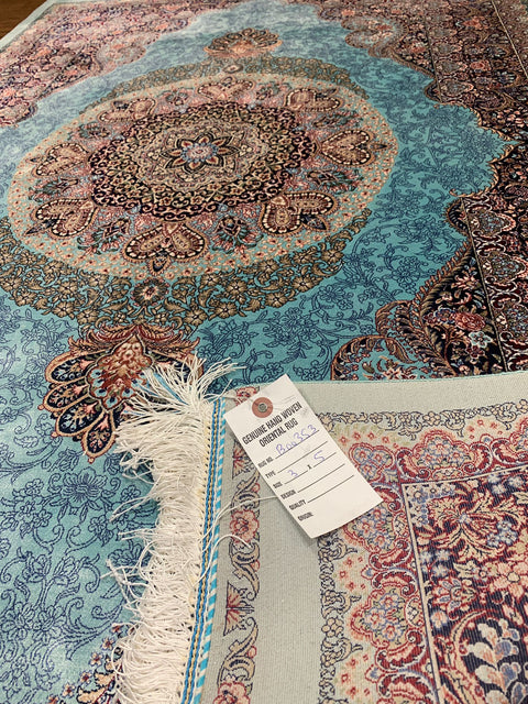 Exquisite 100% Silk Persian Design Rug – Elegant and Luxurious, size 3" x 5" (H)
