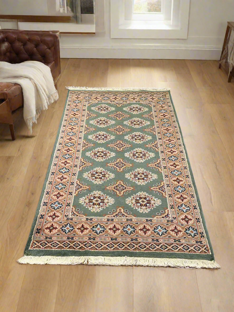Hand-Knotted Pakistani Wool Rug, Tribal/Floral Design, size 3' 1" x 5' 2" (N)