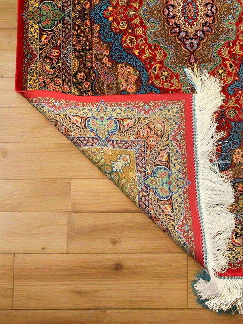Exquisite 100% Silk Persian Design Rug – Elegant and Luxurious, size 3" x 5" (H)