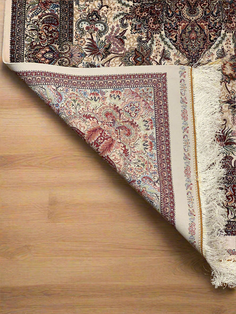 Exquisite 100% Silk Persian Design Rug – Elegant and Luxurious, size 3" x 5" (H)