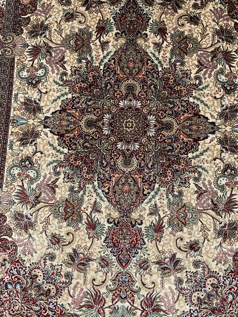 Exquisite 100% Silk Persian Design Rug – Elegant and Luxurious, size 3" x 5" (H)