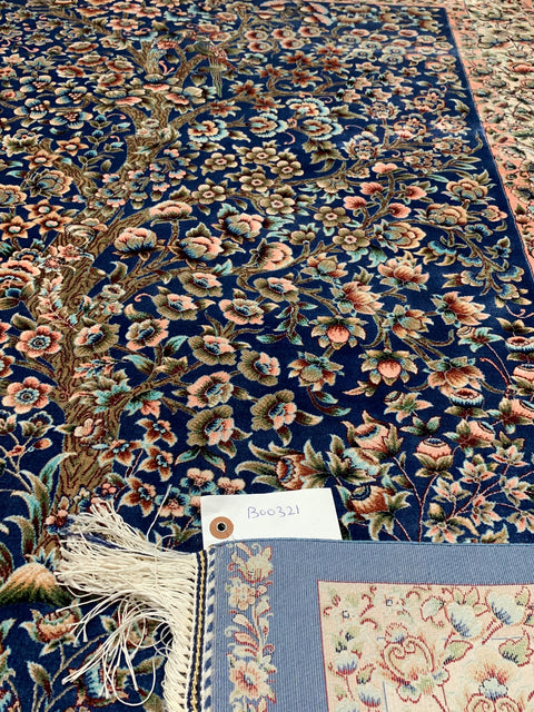 Exquisite 100% Silk Persian Design Rug – Elegant and Luxurious, size 3" x 5" (H)
