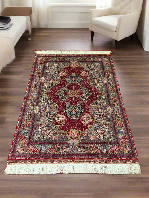 Exquisite 100% Silk Persian Design Rug – Elegant and Luxurious, size 3' 3" x 5"  (H)