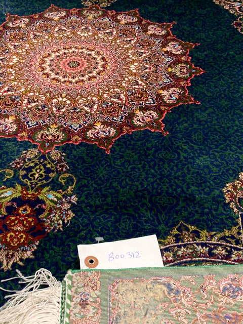Exquisite 100% Silk Persian Design Rug – Elegant and Luxurious, size 3" x 5" (H)