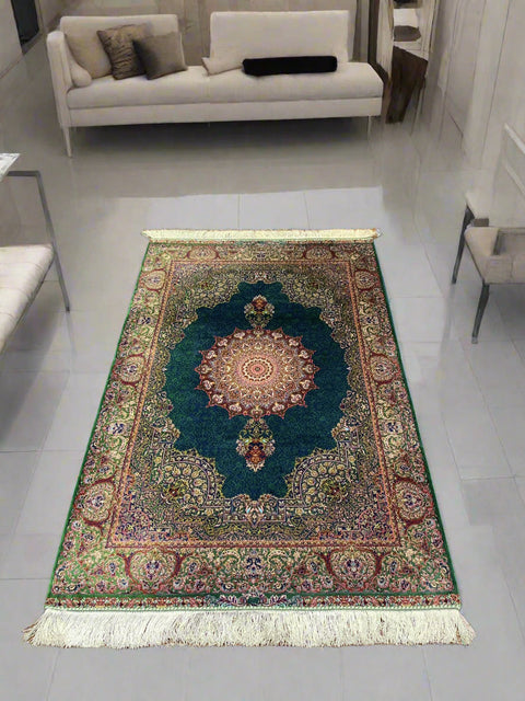 Exquisite 100% Silk Persian Design Rug – Elegant and Luxurious, size 3" x 5" (H)