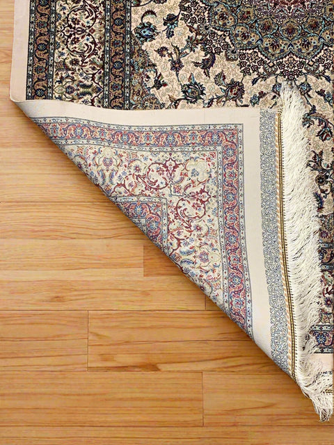 Exquisite 100% Silk Persian Design Rug – Elegant and Luxurious, size 3" x 5" (H)