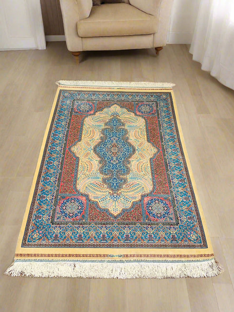 Exquisite 100% Silk Persian Design Rug – Elegant and Luxurious, size 3" x 5" (H)